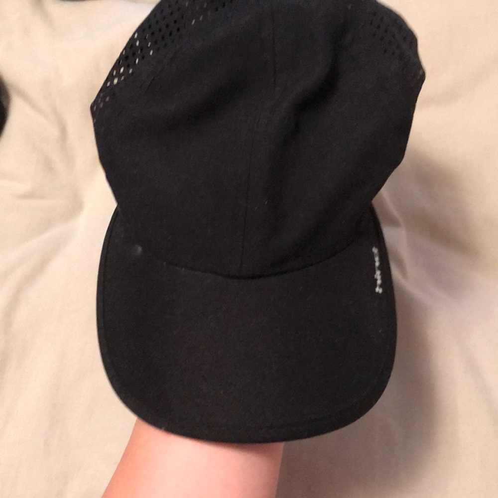 Hind Running hat